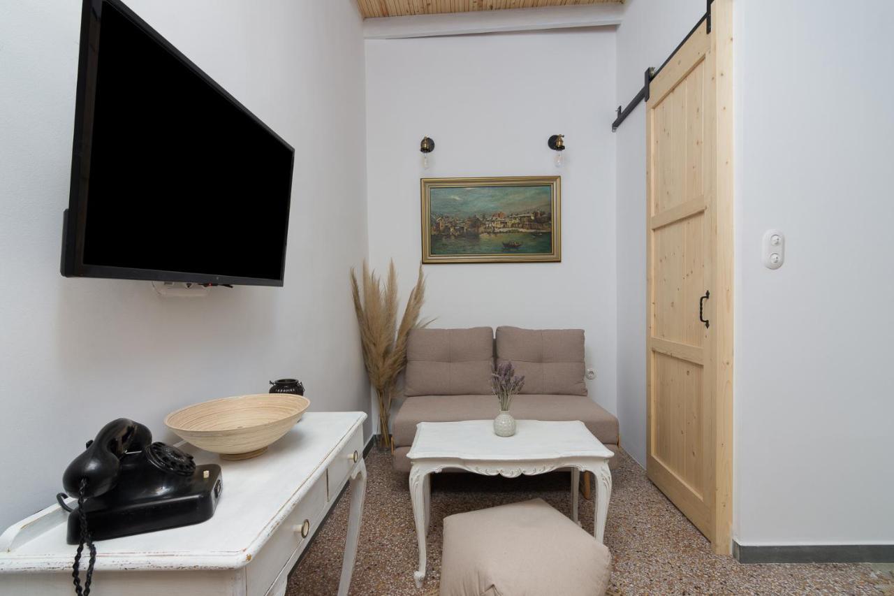 Апартаменты Vintage Loft Α In Monastiraki Афины Экстерьер фото
